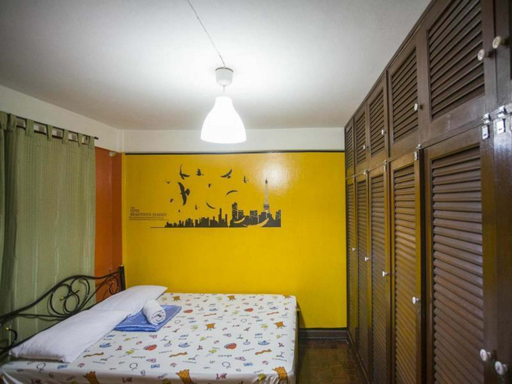 Mad Cow Hostel Bangkok Esterno foto